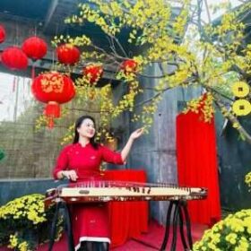 GV Phạm Hồng Hạnh