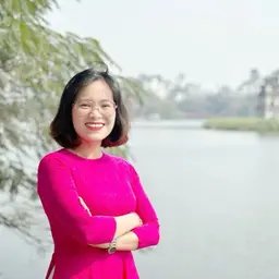 TS Phạm Thục Oanh